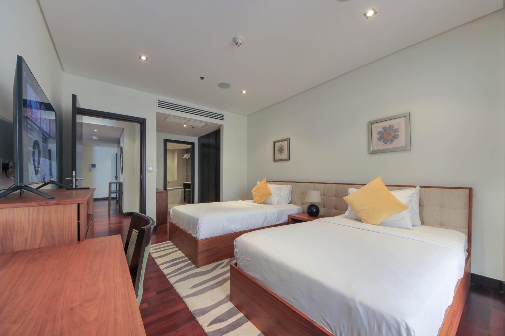 Luxe Getaways Royal Amwaj Palm Jumeirah Resort Apartment Holiday Home Dubái Habitación foto